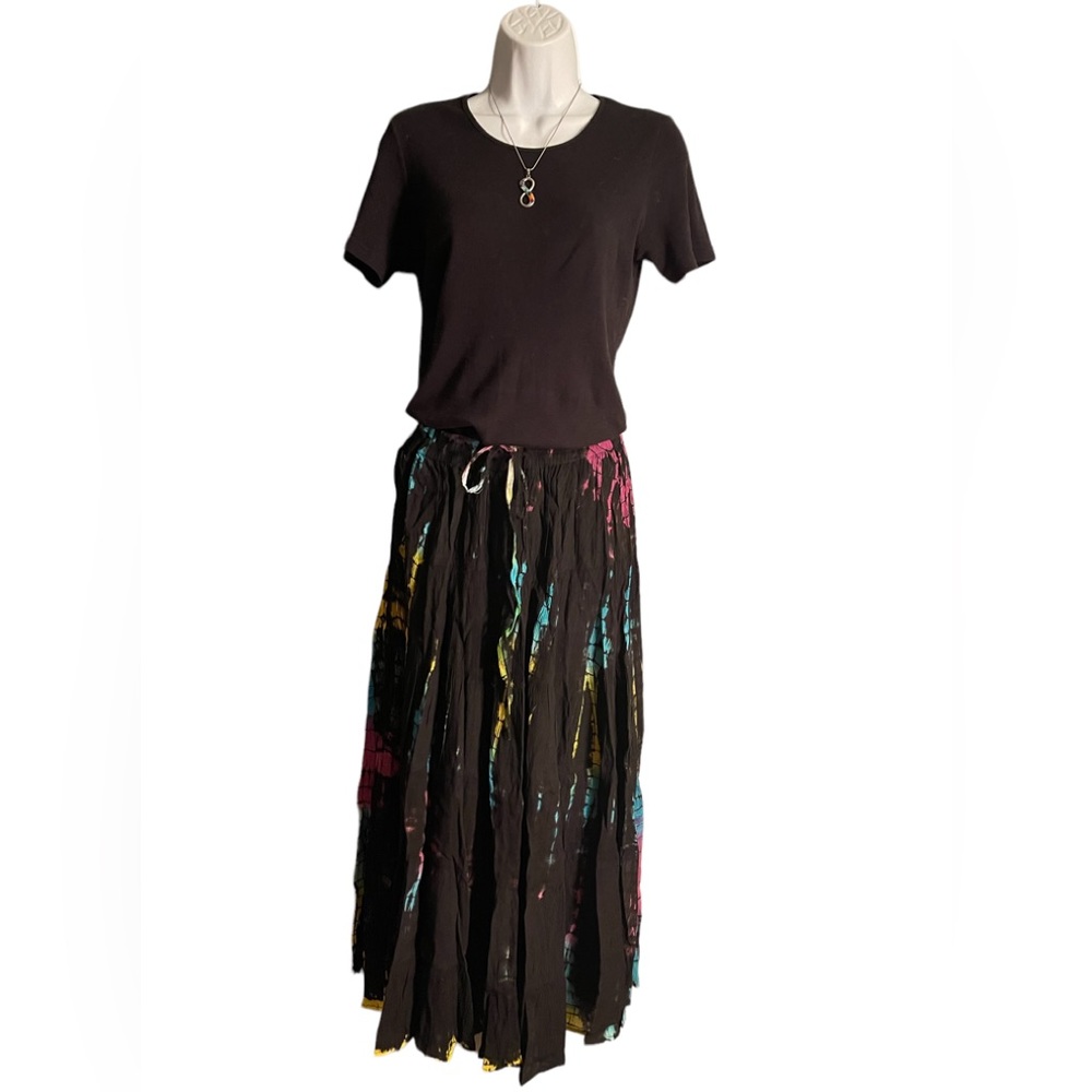 NWT.  Sacred Threads Skirt S/M in Size.  LG CL/GR01.    222666 - Picture 2 of 7